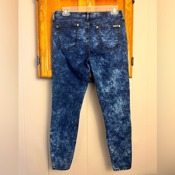 Bebe Jeans, Dark Acid Wash Stretch Skinny - Picture 2 of 5